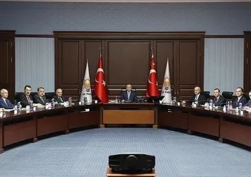 Başkan Recep Tayyip Erdoğan'dan kurmaylarına talimat! Yeniden yapılandırmanın sloganı şekillendi | Müteahhitlere yeni belge: O dönem bitiyor