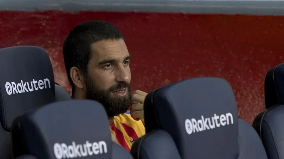 Barcelona'dan flaş Arda Turan kararı!