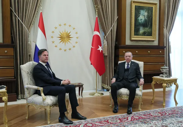 Son dakika: Hollanda Başbakanı Ankara’da | Başkan Erdoğan: Tek çıkış yolu diplomasi