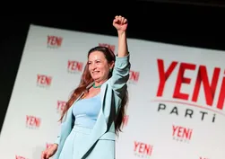 Belediye kasasından çifte sorgulu rant! Özgür Özel'in "karakutusu" İlksen Özalper'den büyük çark: Hatırlamıyorum