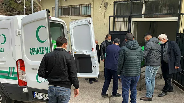 7. kattan düşen Feyzanur hayatını kaybetti! Feyzanur öldürüldü mü? Türkiye'yi şoke eden paylaşım - 2
