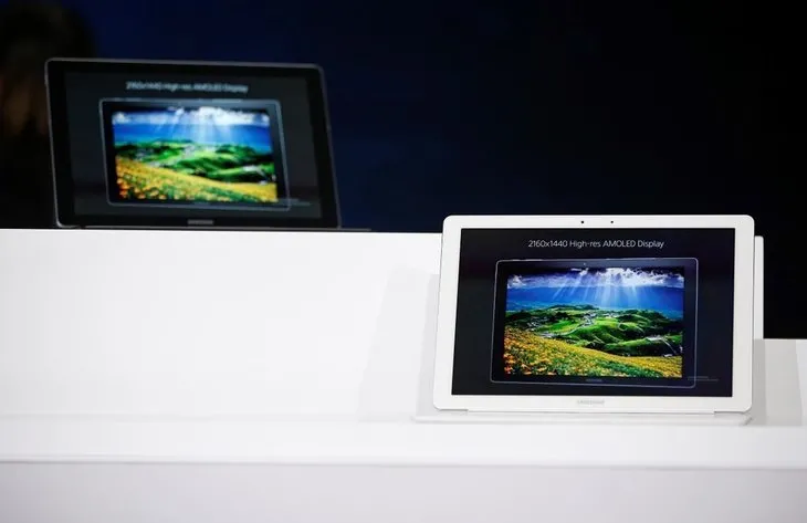 Samsung’dan Windows tablet: TabPro S