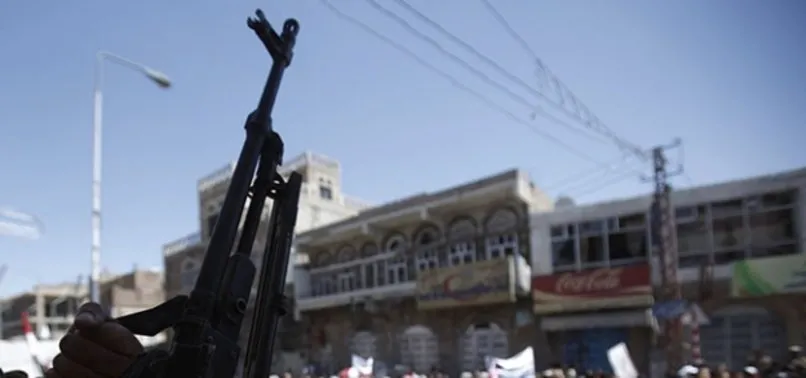 Yemen İran'ın Husilere gönderdiği silahlara el koydu