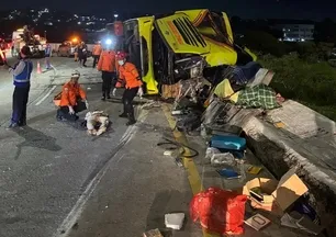 Endonezya'da feci kaza: 16 ölü