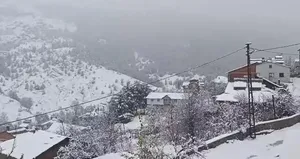 Sivas’ta yüksek kesimlere kar yağdı