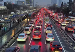 Yola çıkacaklar dikkat! Megakentte trafik kilit yoğunluk yüzde 85