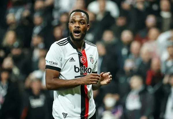 cyle-larin-surprizi-italyan-devine-onerdiler-1646927154620.jpeg Beşiktaş'ta beklenmedik gelişme: Cyle Larin İtalyan devi Milan'a önerildi - 3