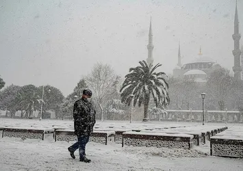 SON DAKİKA! İstanbul'da kar yağışı devam edecek mi? DEK'ler İstanbul'a geri dönüyor! O noktalarda etkili olacak | Bugün hava nasıl olacak?