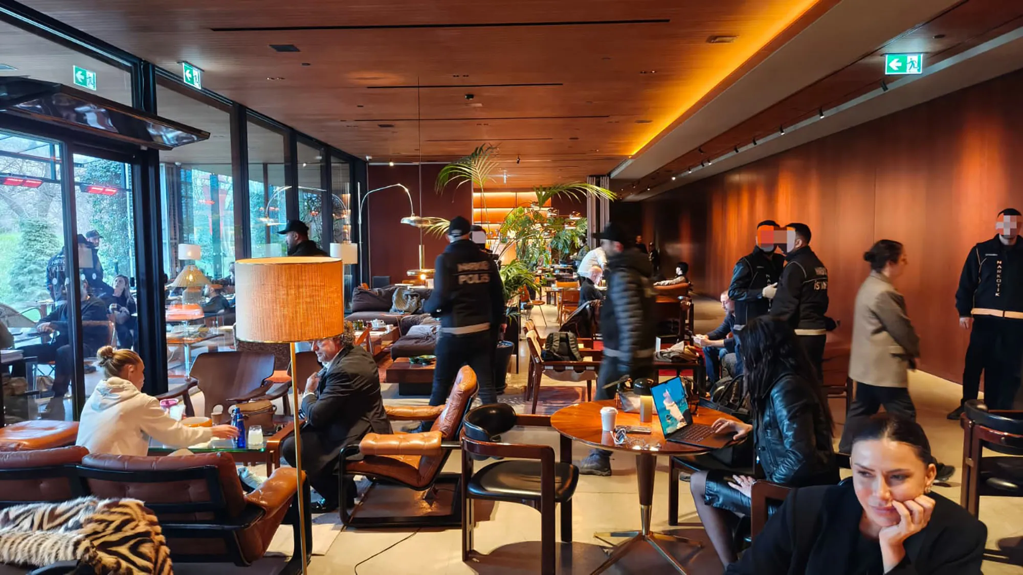 ClubHouse üyeliğine ‘fıstık gibi kız’ kriteri! WhatsApp yazışmaları ortaya çıktı