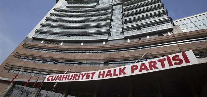 CHP’de 40 il başkanı istifa etti