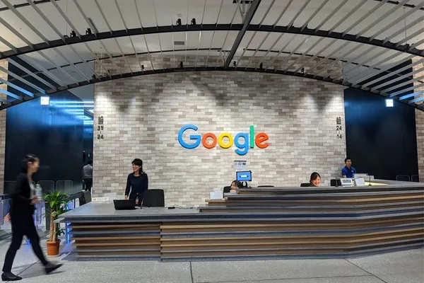 Google 3 yıllık planını açıkladı! 1 milyar dolar ödeyecek