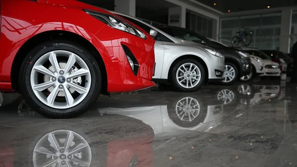 Son dakika: ÖTV zammı sonrası sıfır araç fiyatları güncellendi! 2020 Volkswagen, Opel, Dacia, Ford, Renault fiyatları...