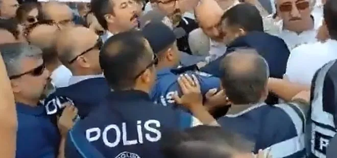 İYİ Partili vekillerden AK Parti İl Başkanlığı’na saldırı! Polisleri de hedef aldılar