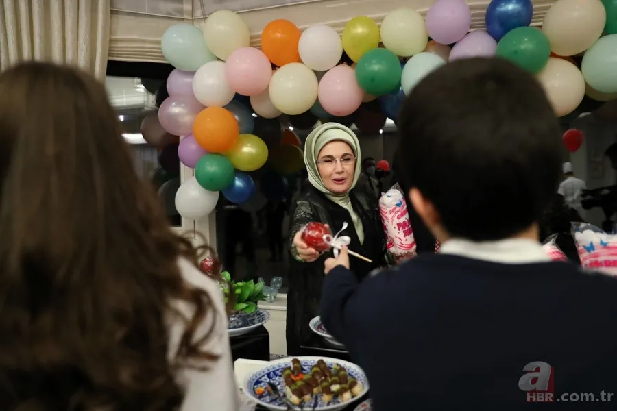 Başkan Erdoğan 23 Nisan Ulusal Egemenlik ve Çocuk Bayramı'nda çocuklarla iftarda buluştu 4