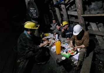 Yerin 120 metre altında ilk sahur!