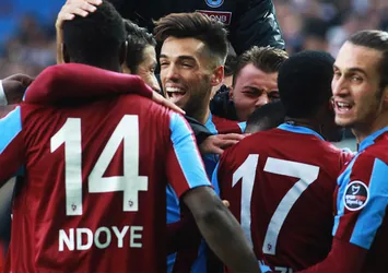 Trabzonspor'da ilk ayrılık KAP'a bildirdi!