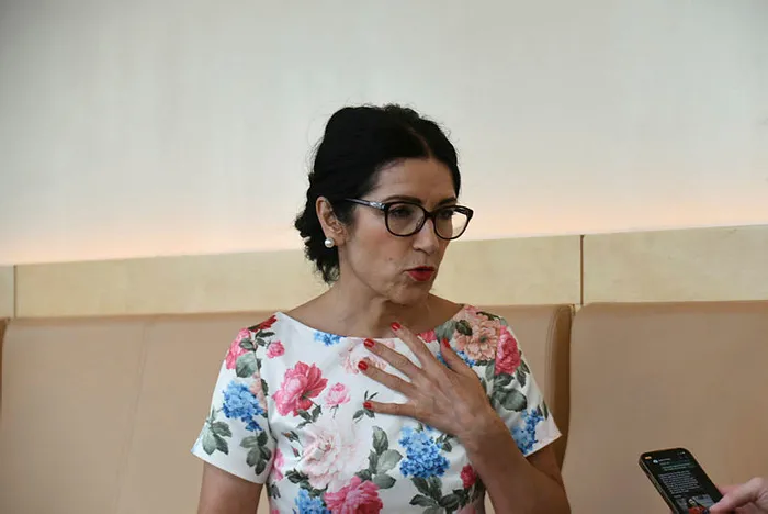 teror-orgutu-ypg-pkk-destekcisi-sozde-milletvekili-amineh-kakabavehden-isvec-hukumetine-yeni-santaj-1654636790227.jpg Terör örgütü YPG-PKK destekçisi sözde milletvekili Amineh Kakabaveh'den İsveç hükümetine yeni şantaj - 1