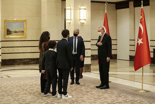 Danimarka Büyükelçisi Annan'dan Başkan Erdoğan'a güven mektubu - 1
