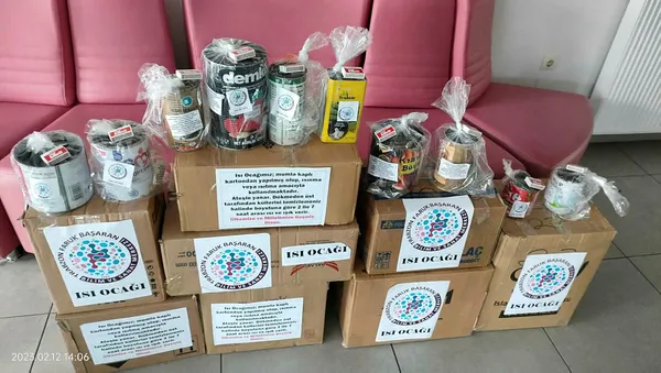 karadenizden-deprem-bolgesine-yardim-seferberligi-devam-ediyor-1676641637281.jpg Karadeniz'den deprem bölgesine yardım seferberliği devam ediyor - 1