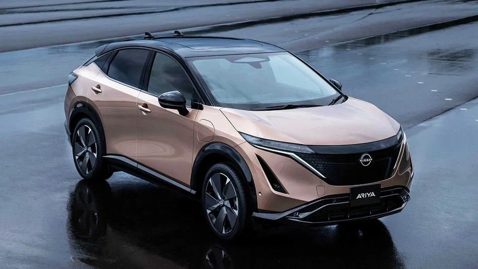 İşte Tesla'nın yeni rakibi! Nissan elektrikli SUV'u Ariya kendini gösterdi