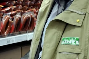 Sucuk ve dana kaburgada domuz eti!