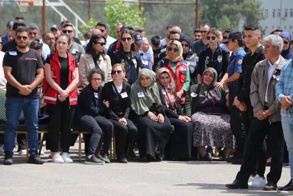 Adıyaman’da polis merkezindeki olayda şehit olan 2 polis için tören