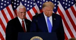 Trump kabinesinden ilk istifa haberi