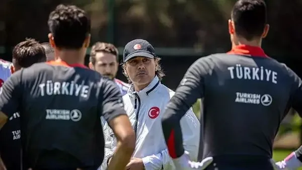 turkiye-a-milli-futbol-takiminin-euro-2024-kadrosu-belli-oldu-iste-o-isimler-1717792387628.jpeg Türkiye A Milli Futbol Takımı'nın EURO 2024 kadrosu belli oldu! İşte o isimler... - 1