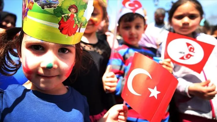 23 Nisan resmi tatil mi? 22-23 Nisan'da sokağa çıkma yasağı var mı? 4 gün kısıtlama olacak mı? Son gelişmeler...