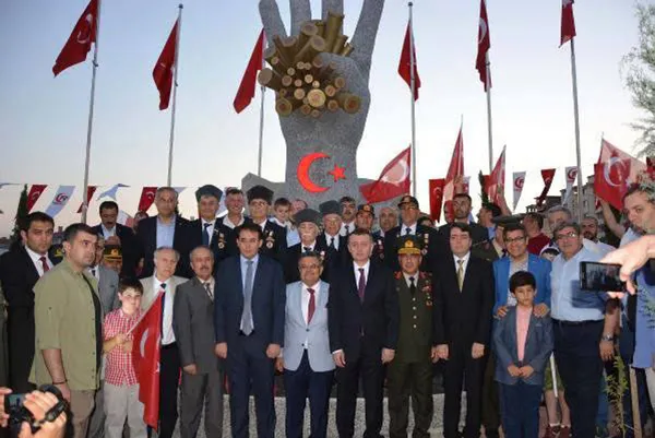 CHP’li Bilecik Belediye Başkanı Semih Şahin’den şehitlere saygısızlık