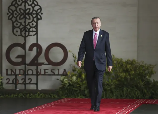 balide-g20-liderler-zirvesi-baskan-recep-tayyip-erdogan-temaslarina-basladi-1668482194105.jpg Bali'de G20 Liderler Zirvesi! Başkan Erdoğan Joe Biden, Macron ve Veliaht Prens Muhammed Bin Selman ile görüştü - 1