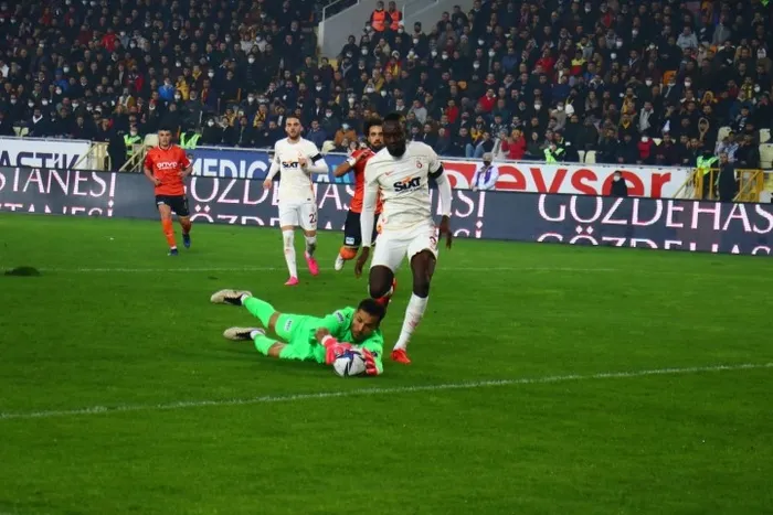 Yorgun Aslan! Yeni Malatya 0-0 Galatasaray maç sonucu ÖZET - Süper Lig 14. hafta puan durumu