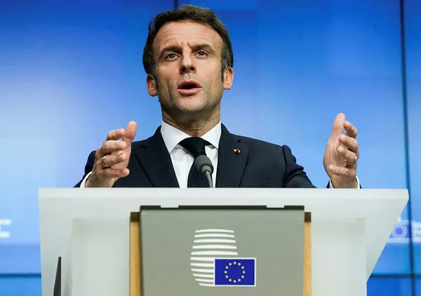 fransa-cumhurbaskani-macrondan-aciklama-putinin-amaci-ukraynanin-tamamini-kontrol-altina-almak-1646324261262.jpg Fransa Cumhurbaşkanı Macron'dan açıklama: Putin'in amacı Ukrayna'nın tamamını kontrol altına almak - 2