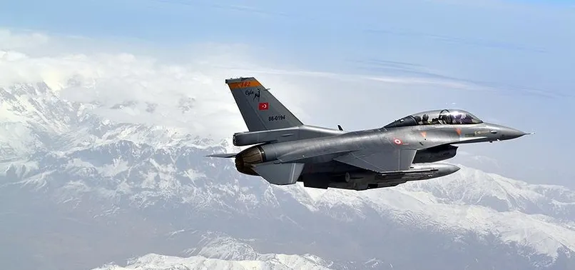 Türk jetleri Kandil'e bomba yağdırdı