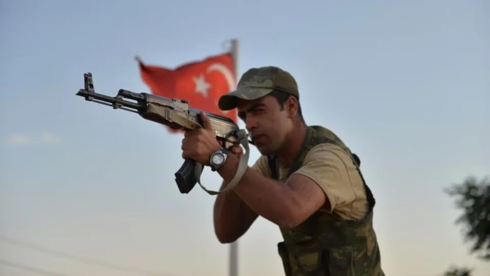 Bayramı elleri tetikte geçiriyorlar