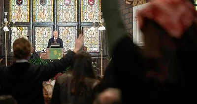 İkiyüzlü Biden'a kilisede 'Gazze' protestosu! Canlı yayında şoka uğradı