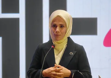 Güzel İşler Fabrikası lansman gecesi! TÜRGEV Yönetim Kurulu Üyesi Esra Albayrak: Sanat bizleri vicdana çağırır!