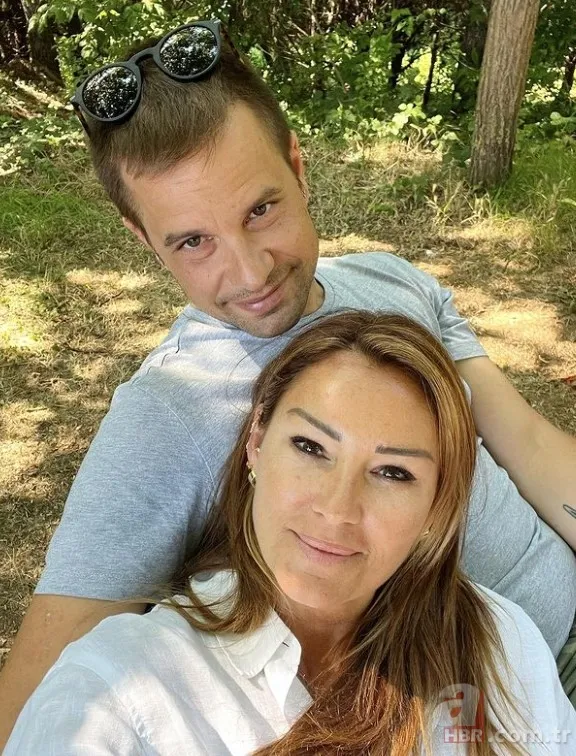 48’lik Pınar Altuğ eşi Yağmur Atacan’a yapılan yorumları görünce cevabı yapıştırdı! Pınar Altuğ’un cevabı sosyal medyanın gündeminde! 6