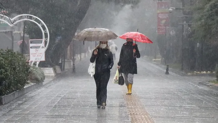 1714406922684.jpg Sağanak yağış yurdu etkisi altına aldı! Meteoroloji’den 14 il için sarı kodlu uyarı | İşte 5 günlük hava durumu raporu - 15