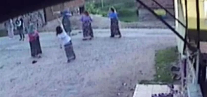 Sakarya'da 2 aile birbirine girdi