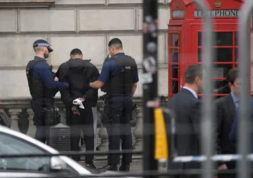 Londra'da saldırı alarmı