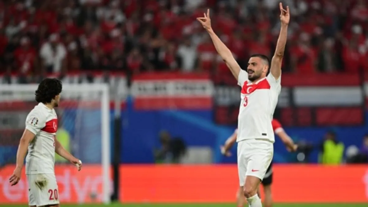 Hollandalı efsane Van Basten'den UEFA'ya Merih Demiral tepkisi: Sert sözlerle eleştirdi