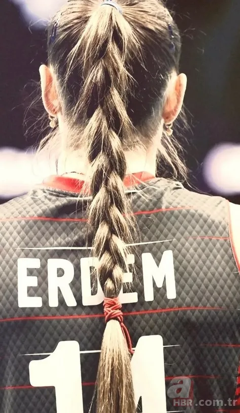 Filenin Sultanları'nın kaptanı Eda Erdem 14 yıllık eşinin adını formasında taşıyor! 6
