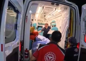 "Yan baktın" kavgasında 6 kişi 1 adamı döverek hastanelik etti!