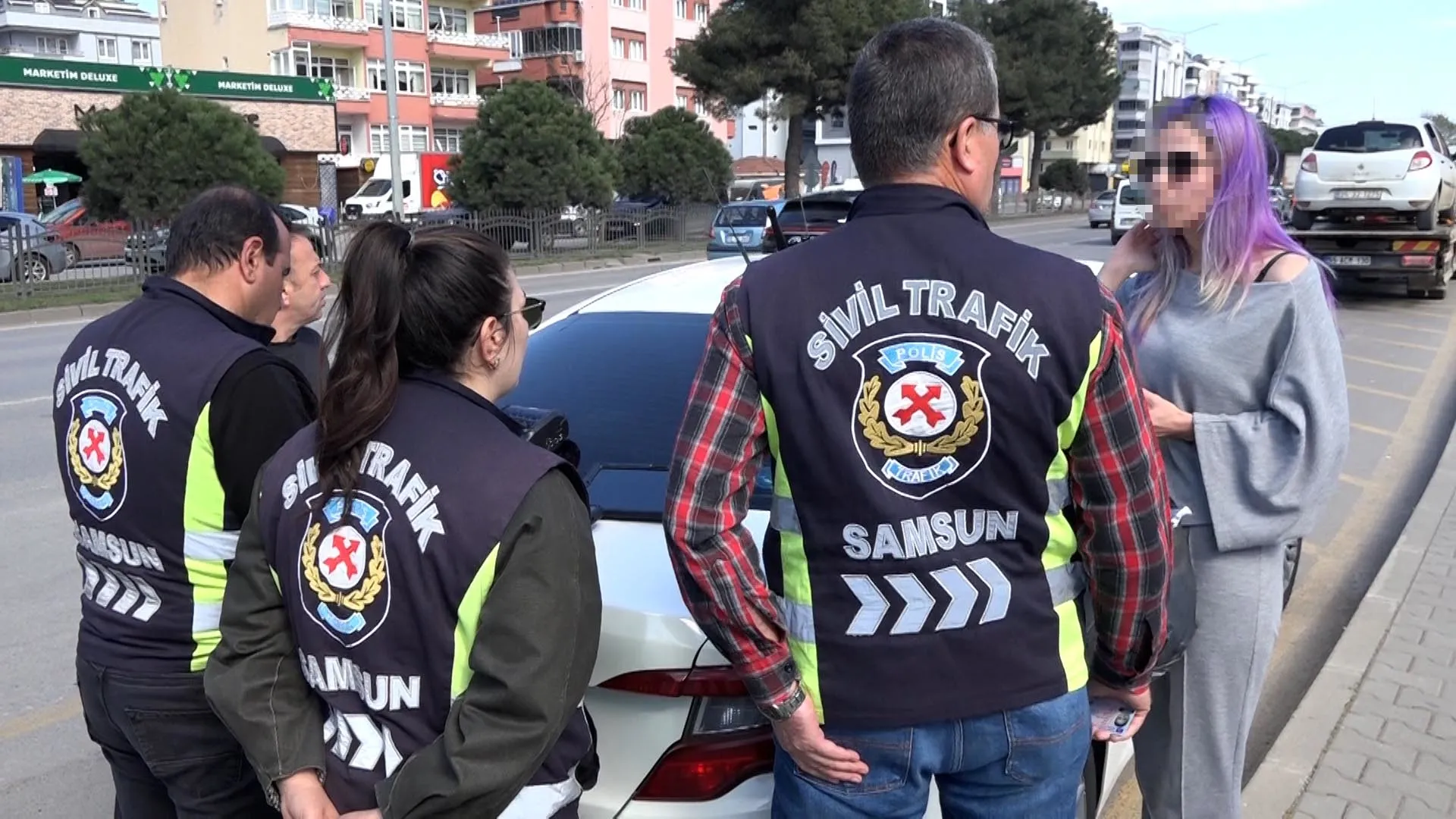 Samsun'da Korsan Taksicilik Yapan Kadına 100 Bin Lira Ceza Kesildi, Yolcuları Suçladı