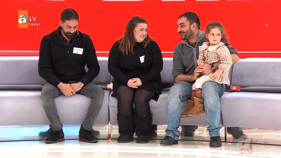 33 yıllık hasret Müge Anlı’da bitti! Turan Çelik oğluna canlı yayında kavuştu! Dede torunun kucaklaşması gözyaşlarına boğdu 23