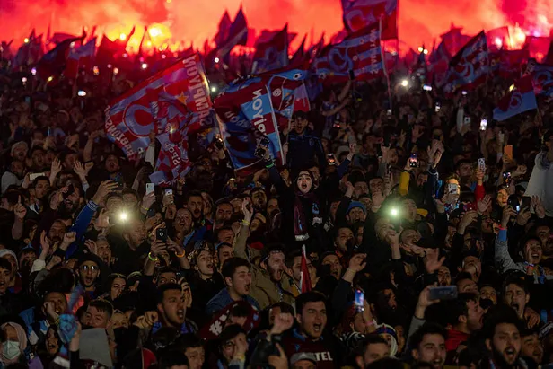 trabzonspor-sampiyonluk-kutlamalari-ne-zaman-2022-trabzonspor-kupa-toreni-ne-zaman-saat-kacta-yapilacak-1652534388906.jpg Trabzonspor şampiyonluk kutlamaları ne zaman? 2022 Trabzonspor kupa töreni ne zaman, saat kaçta yapılacak? - 1