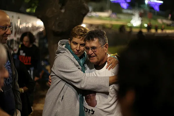 Yakınlarını kaybeden İsrailliler Netanyahu’nun istifası için çadır kurdu