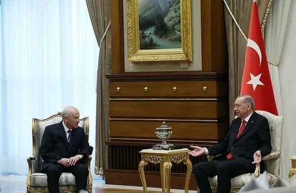 mhp-genel-baskani-devlet-bahceli-duyurdu-baskan-erdogan-ile-secim-calismalari-kapsaminda-gorusebilirz-1702312513667.jpeg MHP Genel Başkanı Devlet Bahçeli duyurdu: Başkan Erdoğan ile seçim çalışmaları kapsamında görüşebilirz - 7