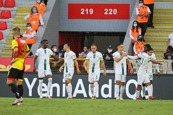 Giresunspor ilk galibiyetini aldı I Göztepe 0-1 Giresunspor MAÇ SONUCU-ÖZET